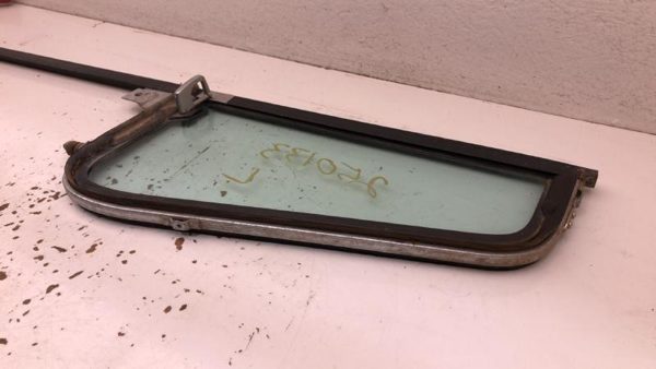 1979-1989 Driver Left Door Vent Window with Frame S Series S1600-S2600 — photo 6