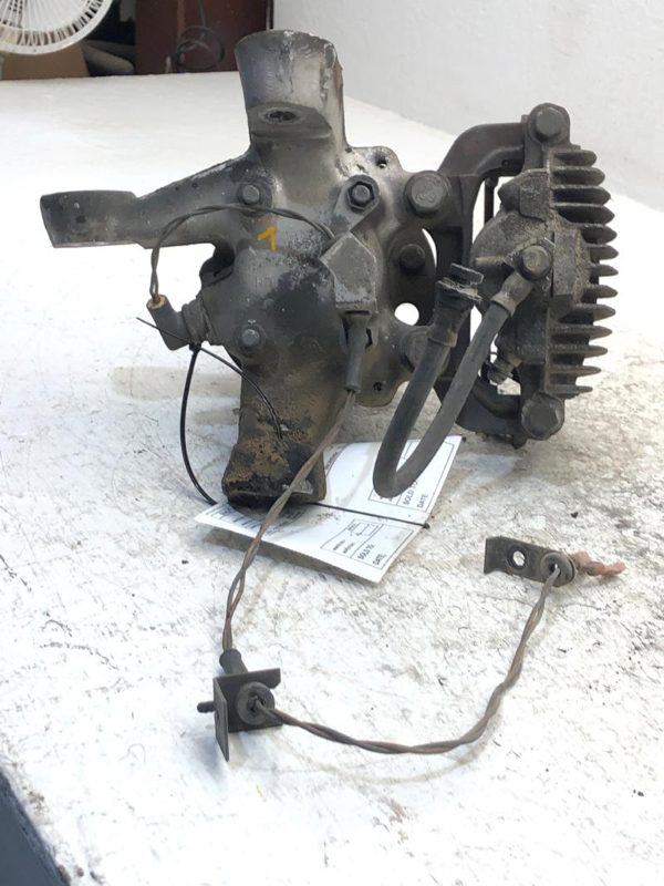 86-87 Corvette C4 Driver Left Front Spindle Steering Knuckle Wth Hub And Caliper — photo 6