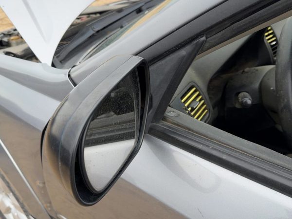2005-2009 Subaru Legacy Outback Driver Left Power Side Mirror Door Mounted Oem — photo 6