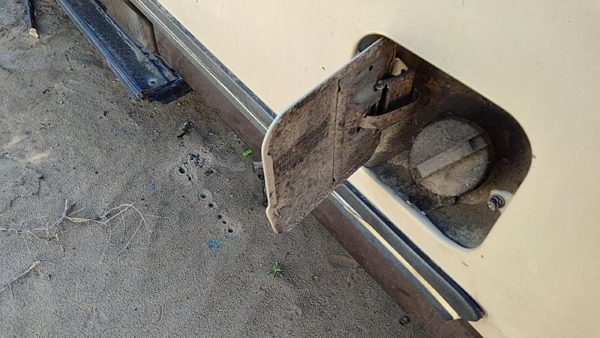 1988 Ford F150 Fuel Tank Door Brown — photo 7