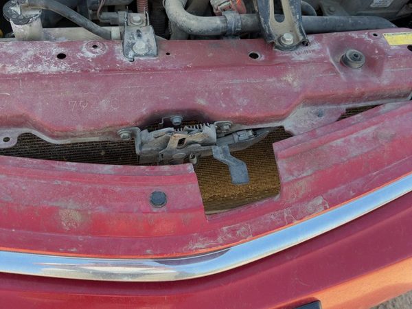 2004-2009 Toyota Prius Hood Latch Assembly With Bracket Oem 5320147020 — photo 1