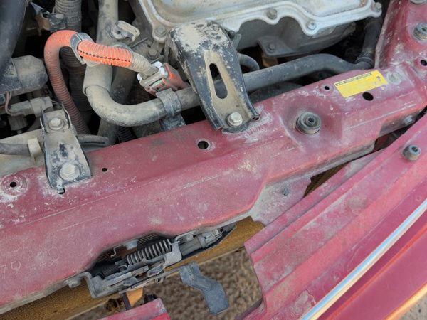 2004-2009 Toyota Prius Hood Latch Assembly With Bracket Oem 5320147020 — photo 5