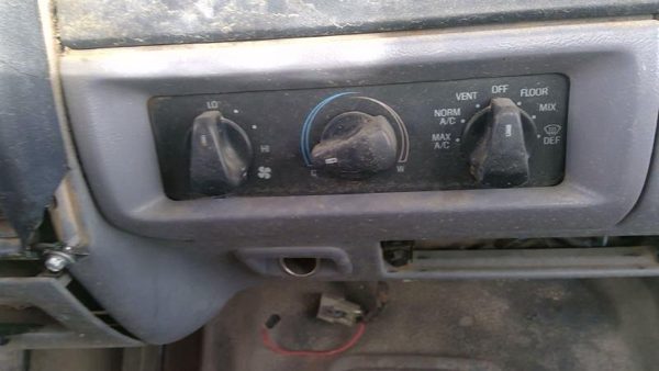 1996 Ford F450 Heater A/c Control Temperature Module In Dash AC Head Unit OEM — photo 5