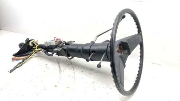 1973-1983 Chevy K10 C10 Steering Column At Tilt Without Key Oem No Key 07836435 — photo 1