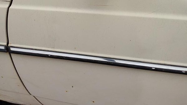 1979-1985 Mercedes 300Td Driver Left Front Moulding From Door Oem Trim Strip — photo 6