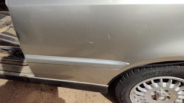 2000 Vw Cabrio Convertible Driver Left Rear Moulding On Quarter Panel Oem Silver — photo 2