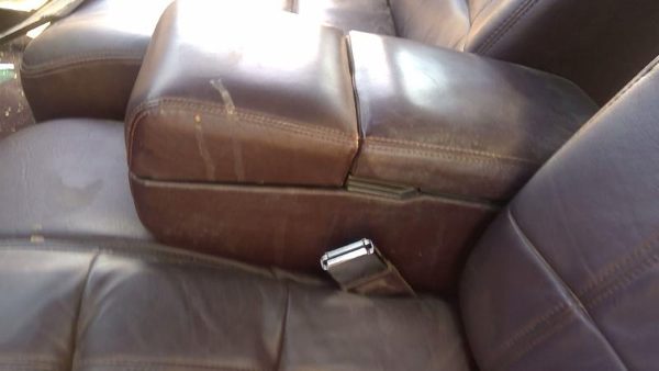 93-96 Cadillac Fleetwood Center Console Lid Only Oem Arm Rest Fold Down Maroon — photo 1