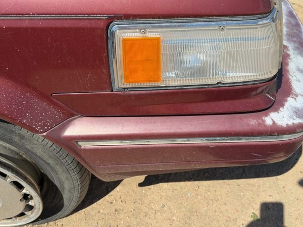 1985-1988 Nissan Maxima Passenger Right Moulding From Fender Oem Trim Strip Red — photo 1