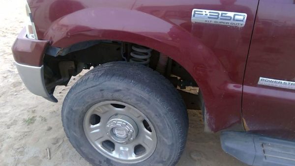 2006 Ford F350 Sd Pickup Fender LH Super Duty Dark Red Jm — photo 7