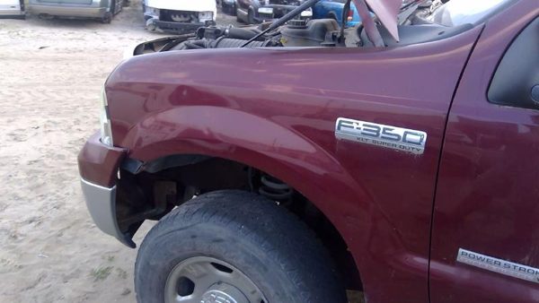2006 Ford F350 Sd Pickup Fender LH Super Duty Dark Red Jm — photo 5