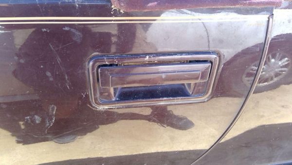 93 Cadillac Fleetwood Driver Left Rear Back Outside Door Handle Oem Lever Maroon — photo 3