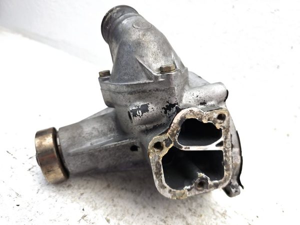 1980 Mercedes-Benz 450SL Water Pump Housing LH RH — photo 9