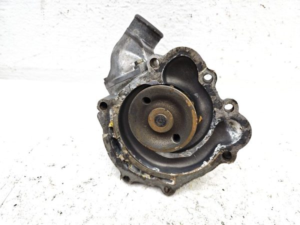 1980 Mercedes-Benz 450SL Water Pump Housing LH RH — photo 8
