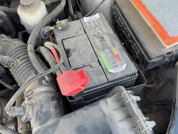 2005-2007 Ford Fivehundred Complete Battery Box Mount Tray With Hold Down Oem — photo 3