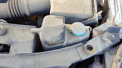 2004-2015 Nissan Titan Windshield Washer Fluid Reservoir With Pump Wiper Tank