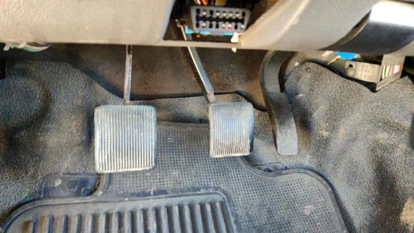 1995-2006 Ford Ranger Complete Clutch And Brake Pedal Assembly Oem — photo 3