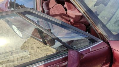92-99 Lesabre Passenger Right Front Vent Window Small Door Glass With Frame