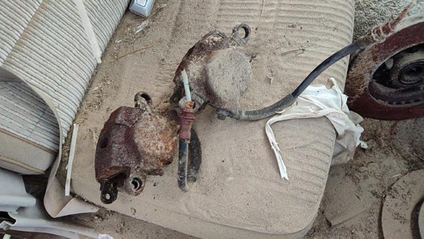 1978-1987 Chevy Malibu Driver Left Front Brake Caliper With Mount Bracket Oem — photo 3