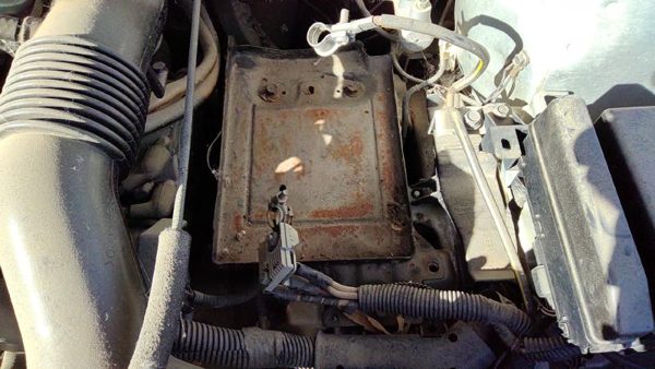 2004 Mitsubishi Eclipse Battery Tray 3.0L — photo 2