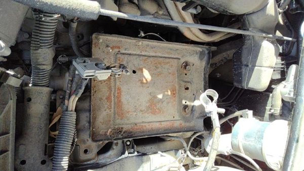 2004 Mitsubishi Eclipse Battery Tray 3.0L — photo 3