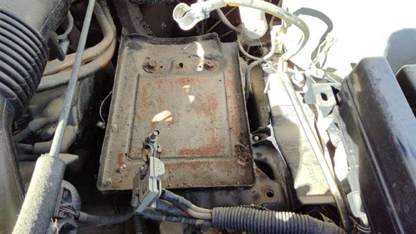 2004 Mitsubishi Eclipse Battery Tray 3.0L — photo 1