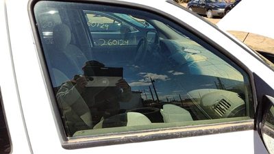 2005-2009 Chevy Uplander Passenger Right Front Side Window Door Glass Oem