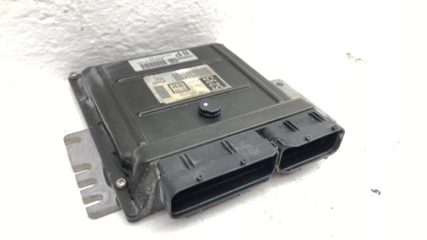 2004 Nissan Titan Electronic Control Module Computer Ecm Ecu 5.6L 4X4 237107S065 — photo 5