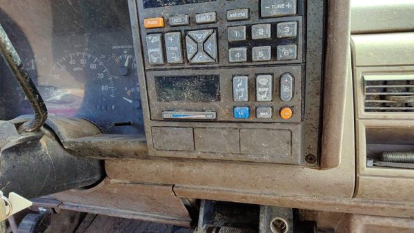 1994 Chevy Silverado 1500 Temperature Control Module In Dash Heater Ac Head Unit — photo 2