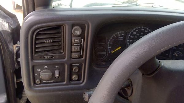 00-02 Sierra 1500 Trim Bezel Around Speedometer Dash Surround Panel Graphite 12D — photo 3