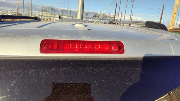 2009 Honda Pilot 3rd Brake Light Avoidance Lamp — photo 3