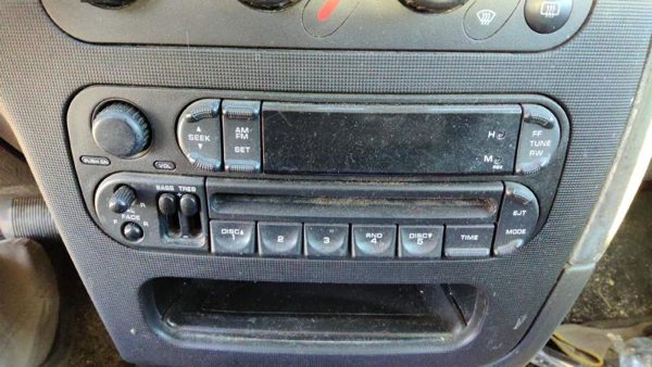 1998-2002 Dodge Intrepid Stock Radio Oem Factory Stereo Cd Player 56038567Af — photo 2