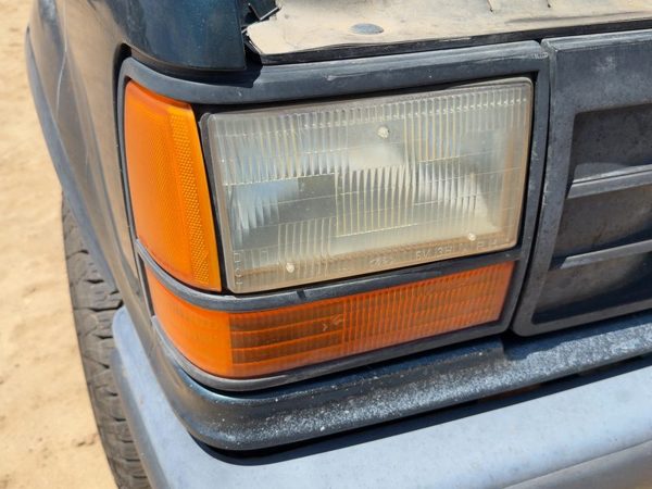 91-94 Ford Explorer 2 Dr Passenger Right Head Light Front Lamp OEM F1TZ13008C — photo 1