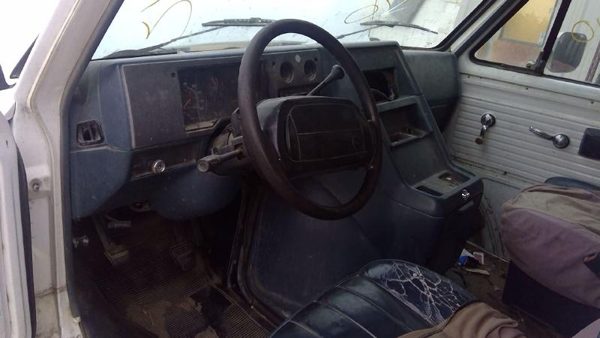 1994 GMC G2500 — vehicle photo 5