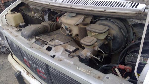 1994 GMC G2500 — vehicle photo 2