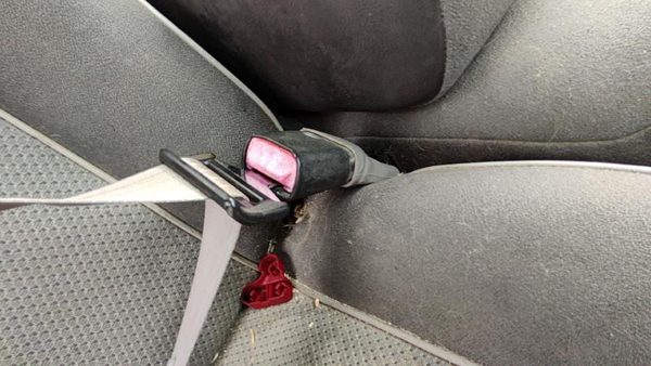 98-01 Mazda B2500 Passenger Right Front Seat Belt Buckle Receiver Oem Gray V2 — photo 5