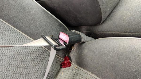 98-01 Mazda B2500 Passenger Right Front Seat Belt Buckle Receiver Oem Gray V2 — photo 6