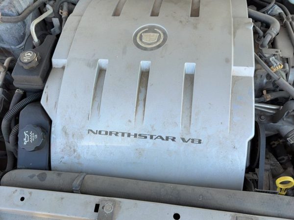 2005 Cadillac Deville Cylinder Head LH 4.6L — photo 1