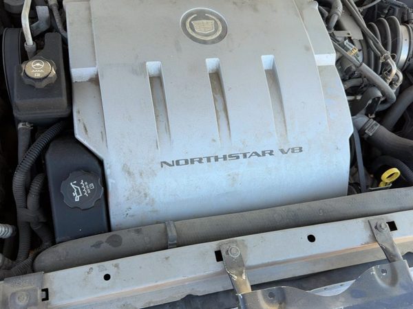 2005 Cadillac Deville Cylinder Head LH 4.6L — photo 5