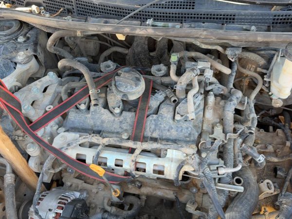 2014 Nissan Sentra Cylinder Head 1.8L — photo 3
