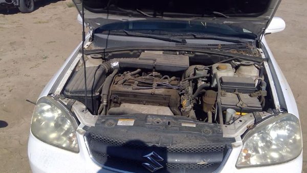 2006 Suzuki Forenza Tail Light Assembly RH — photo 9