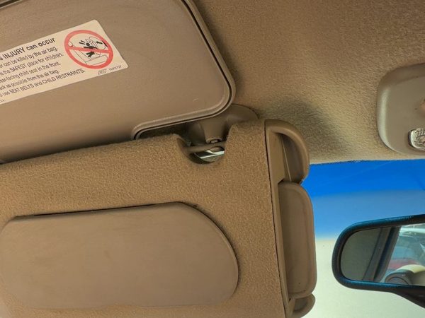 2000-2005 Buick Lesabre Driver Left Sun Visor Oem Taupe 56B 88955312 — photo 7
