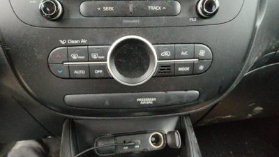 2017-2019 Kia Soul Temperature Control Module In Dash Heater Ac Head Unit Oem
