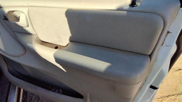04-07 Dodge Caravan Passenger Right Front Door Trim Panel With Switches Khaki J1 — photo 2