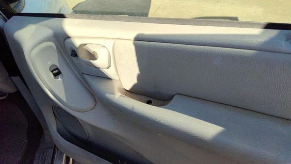 04-07 Dodge Caravan Passenger Right Front Door Trim Panel With Switches Khaki J1 — photo 3