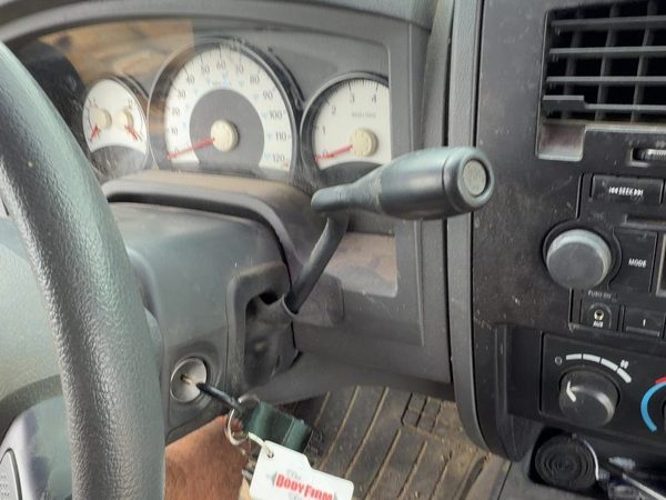 2006 Dodge Dakota Steering Column Assembly Oem Gray P9D5 05057307Ab — photo 1