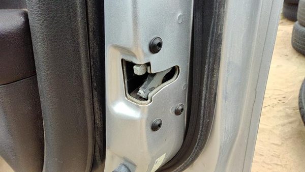 2006-2012 Ford Fusion Passenger Right Front Door Latch With Rods/Cables Oem — photo 3