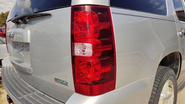 2007-2014 Chevy Tahoe Passenger Right Tail Light Oem Brake Lamp Rear — photo 4