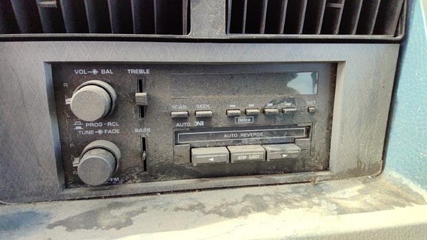 1989-1995 Gmc Van 3500 Stock Radio Oem Factory Stereo Cassette 16169611 — photo 1