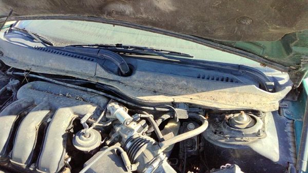2000-2007 Ford Taurus Windshield Wiper Cowl Vent Trim Panel Oem Cover — photo 2