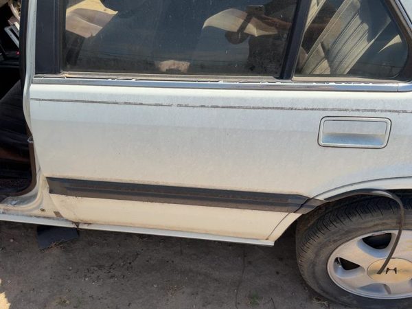 1989 Honda Accord Rear Door LH White — photo 4